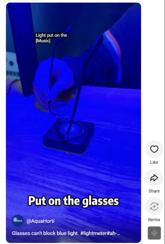 Blue-light glasses test setup with the lens placed in the measurement path