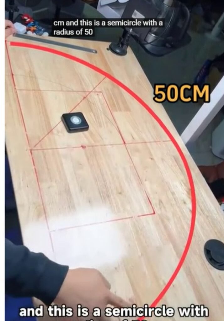 30 cm and 50 cm measurement areas marked on a desk for study lamp illuminance testing
4.